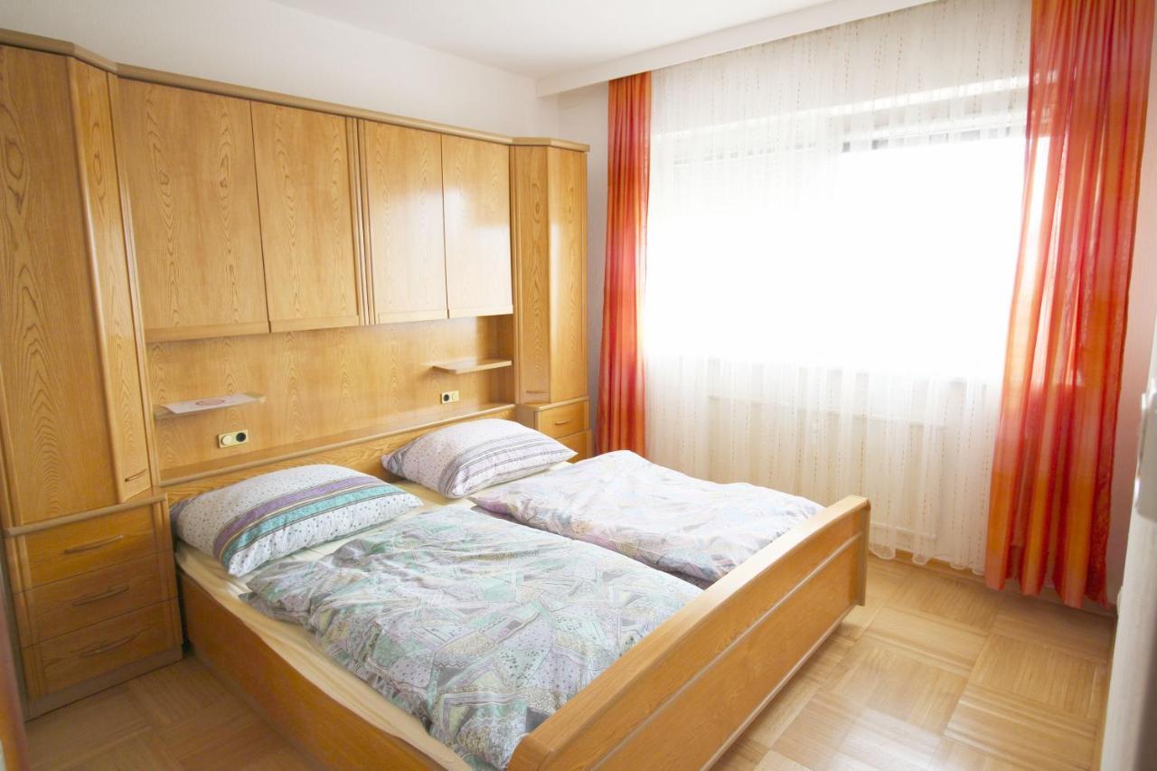 Geräumige Ferienwohnung im Zentrum St. Pölten Exterior foto